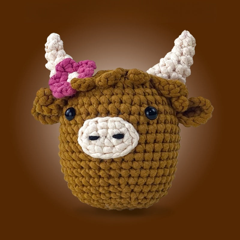 Fergus the Highland Cow Head Crochet Kit
